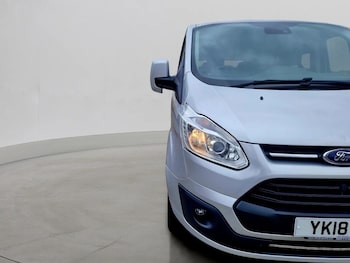 Used Ford Tourneo Custom 2018 for sale - 76172273: Photo 4