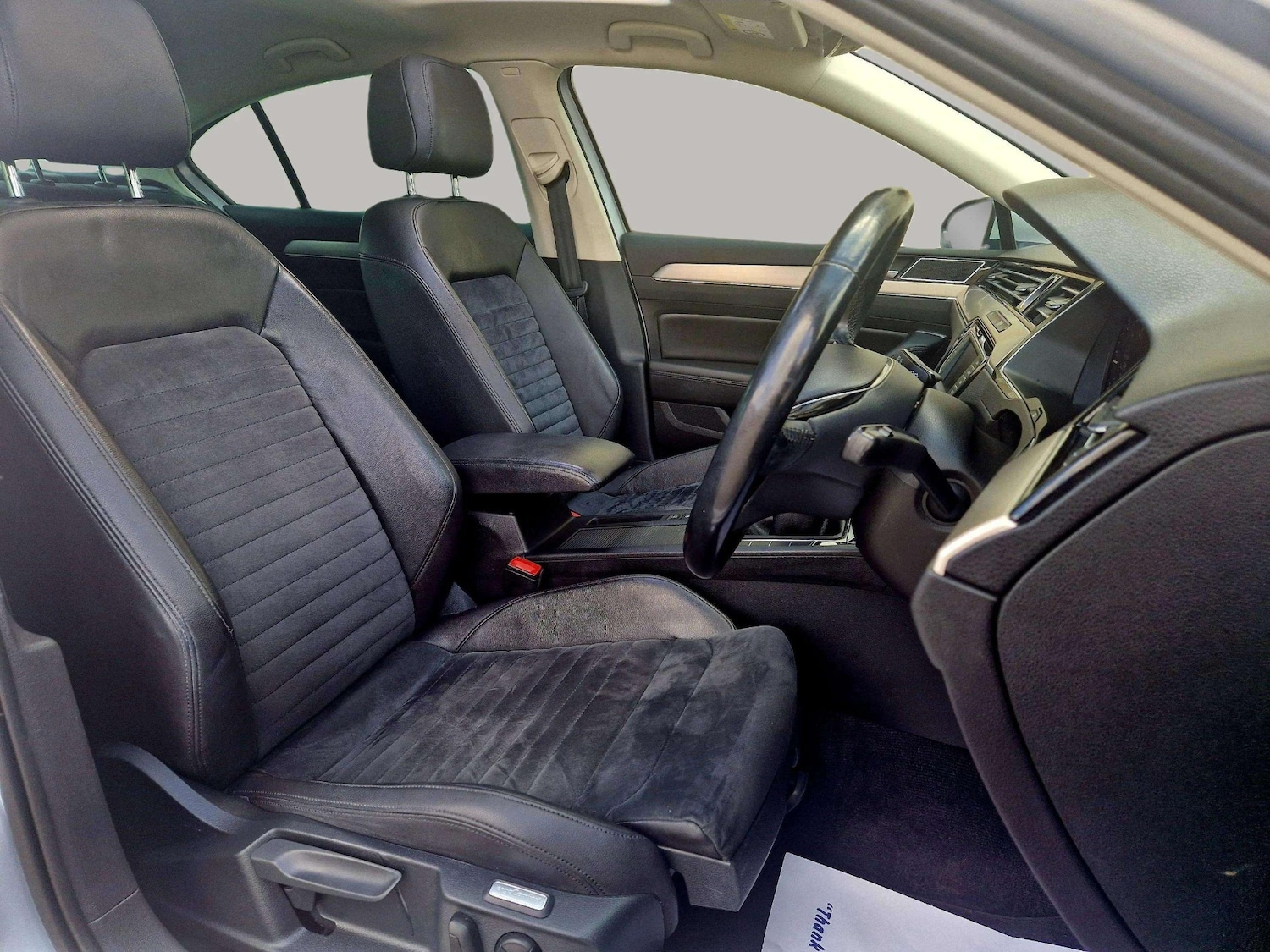 Used Volkswagen Passat 2017 for sale - 76117681: Photo 31