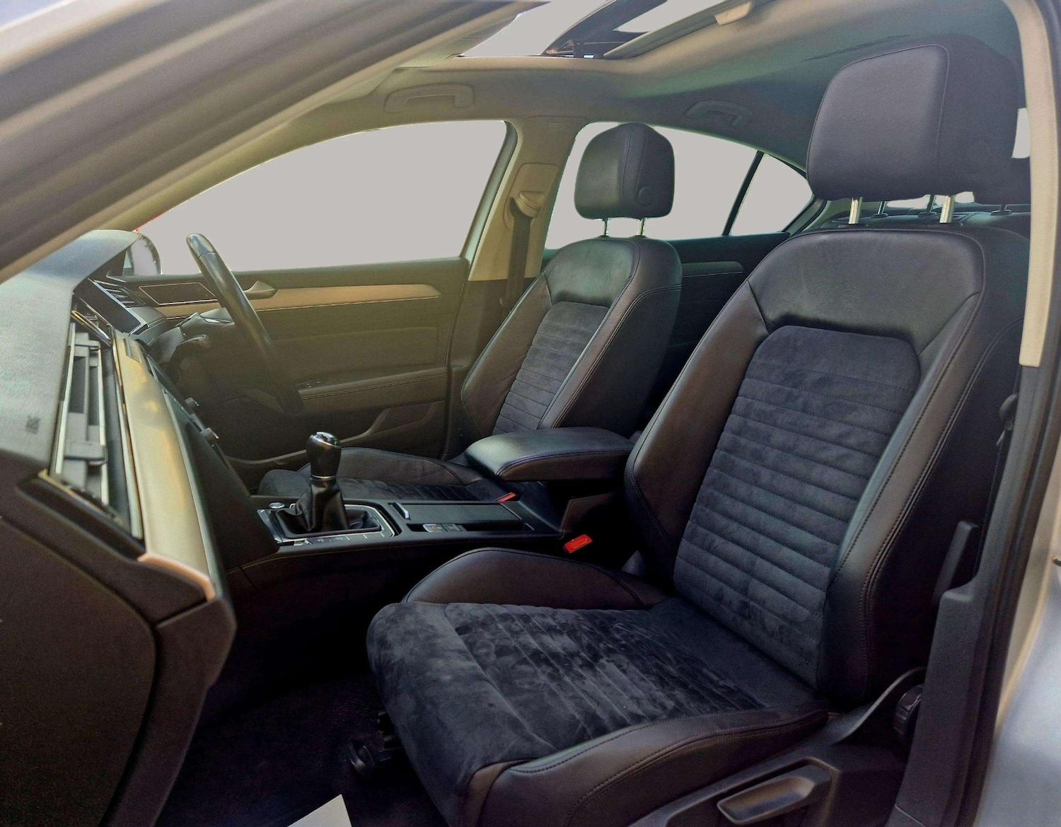 Used Volkswagen Passat 2017 for sale - 76117681: Photo 35