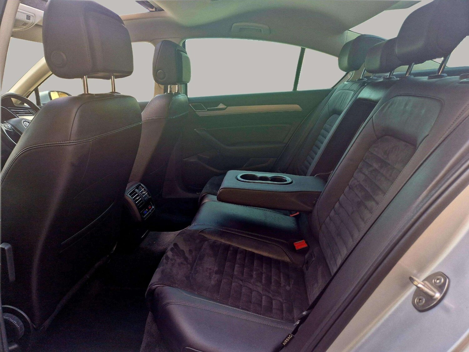 Used Volkswagen Passat 2017 for sale - 76117681: Photo 42