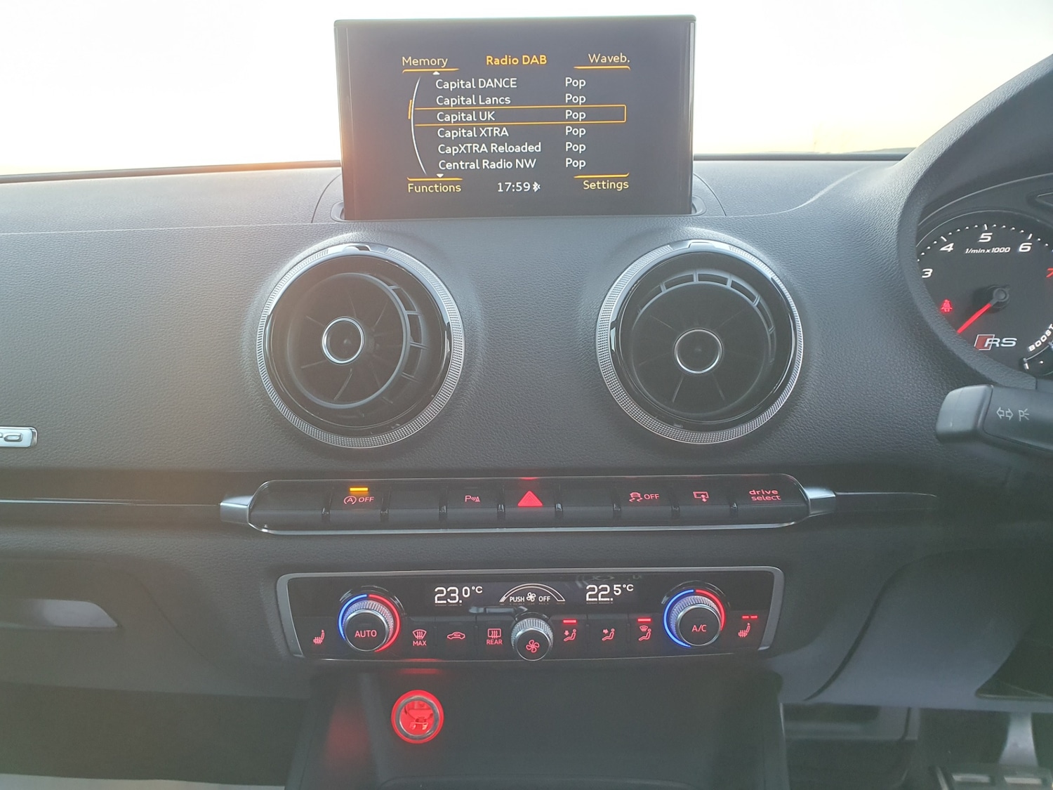 Used Audi RS3 2016 for sale - 77938265: Photo 41