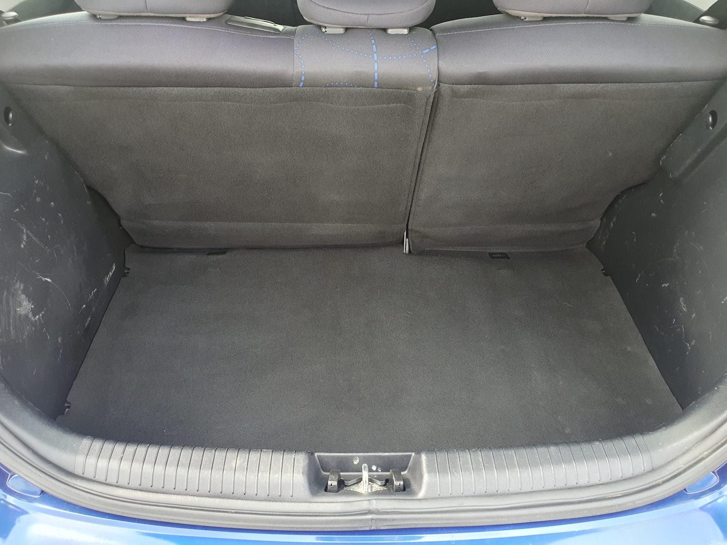 Used Hyundai i20 2010 for sale - 76316960: Photo 28