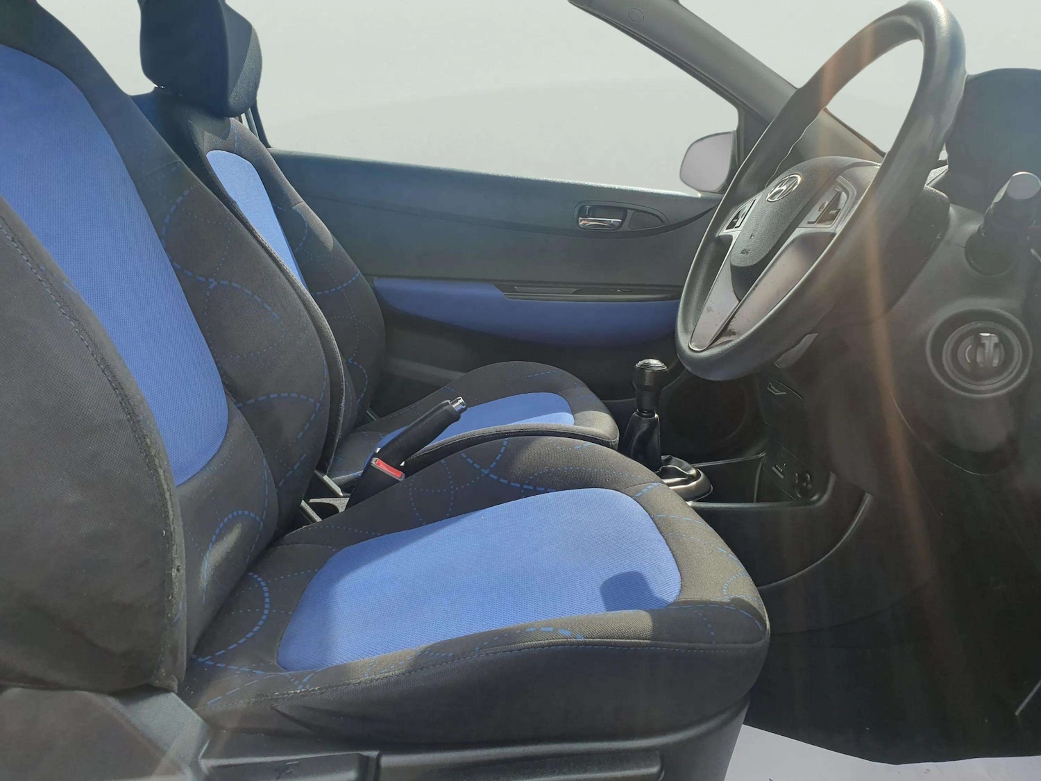 Used Hyundai i20 2010 for sale - 76316960: Photo 31