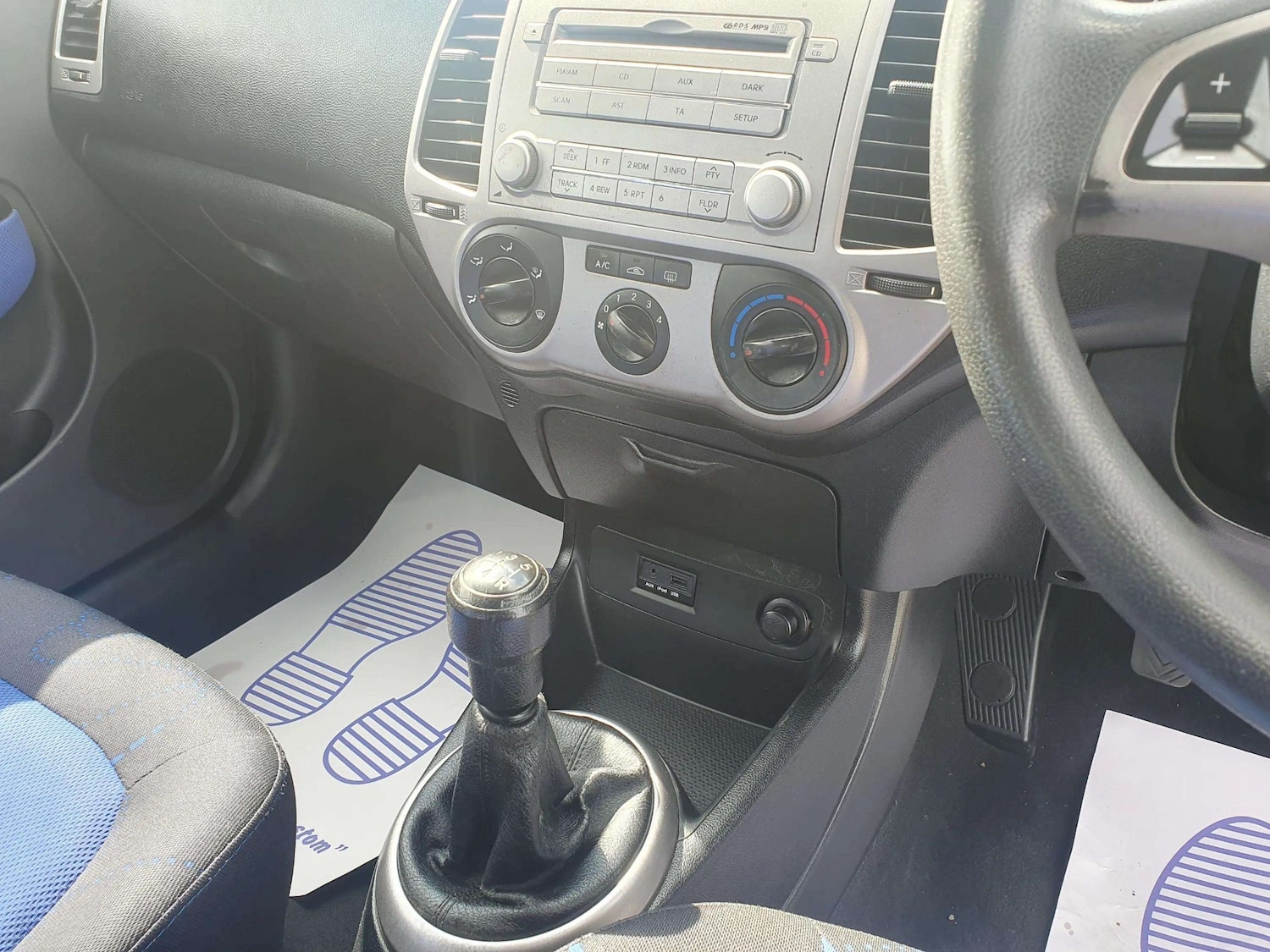 Used Hyundai i20 2010 for sale - 76316960: Photo 33