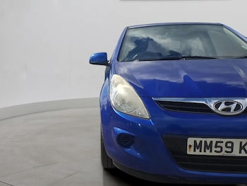 Used Hyundai i20 2010 for sale - 76316960: Photo
