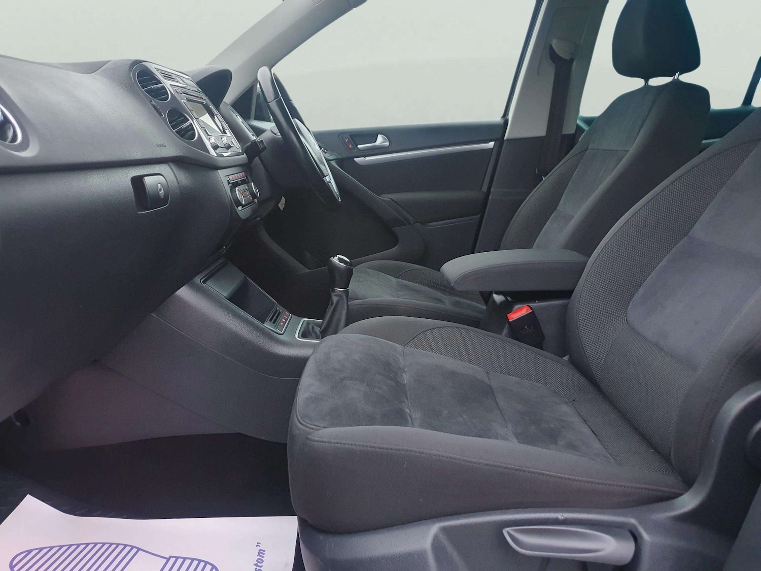 Used Volkswagen Tiguan 2015 for sale - 76292310: Photo 38