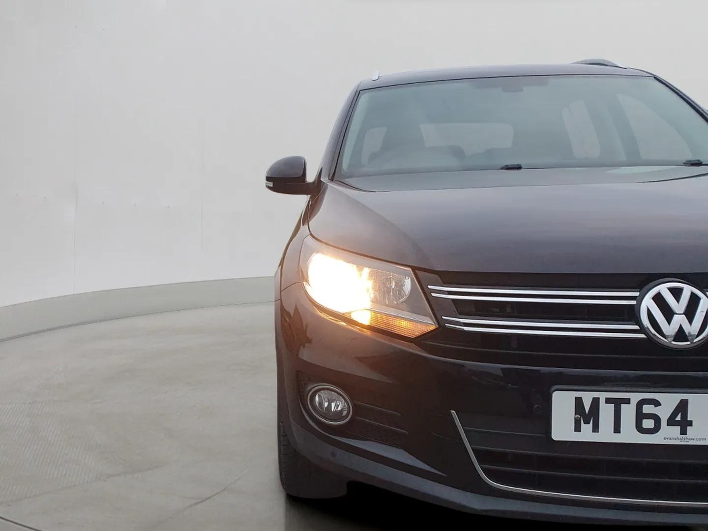 Used Volkswagen Tiguan 2015 for sale - 76292310: Photo 4