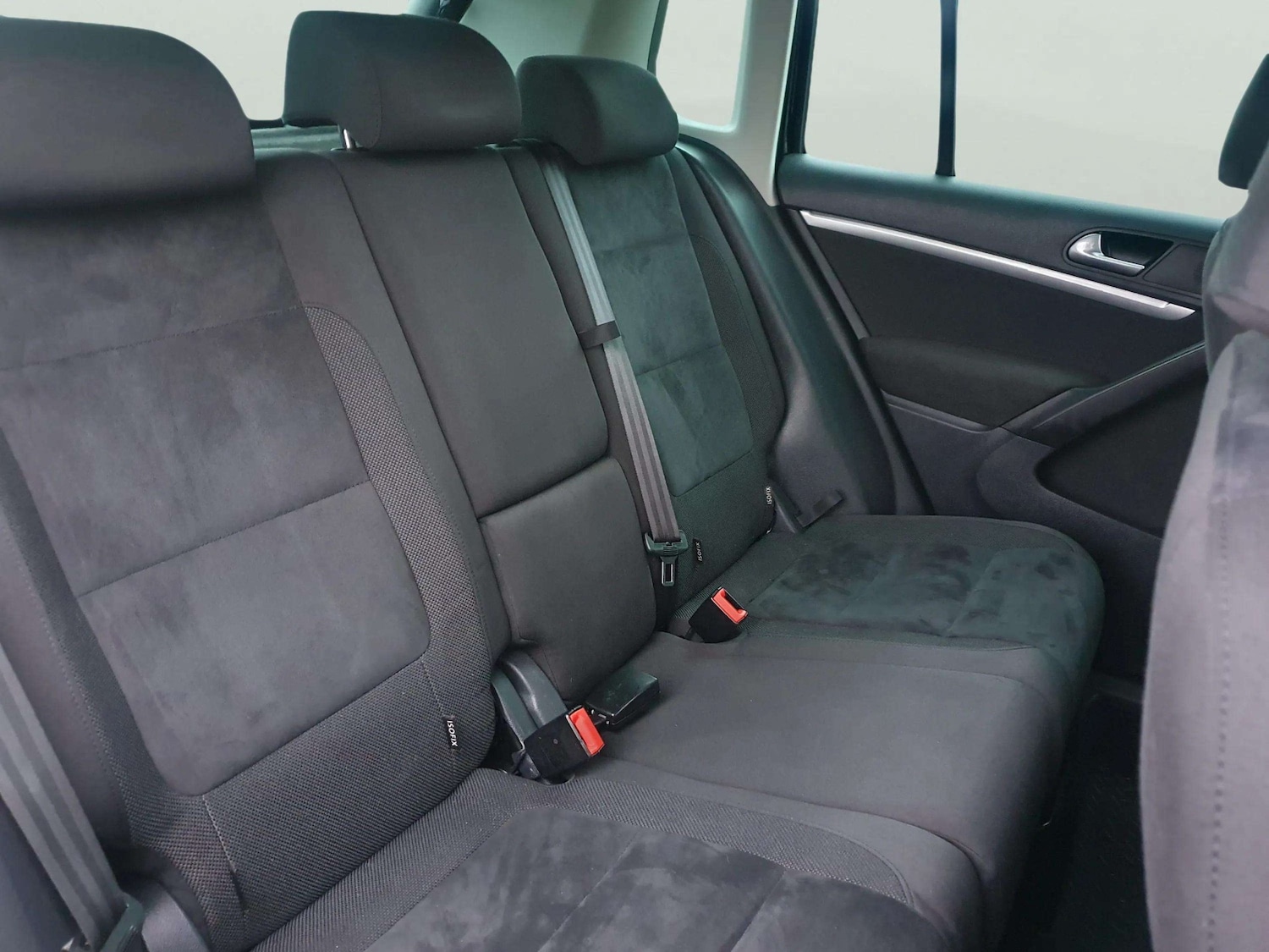 Used Volkswagen Tiguan 2015 for sale - 76292310: Photo 44