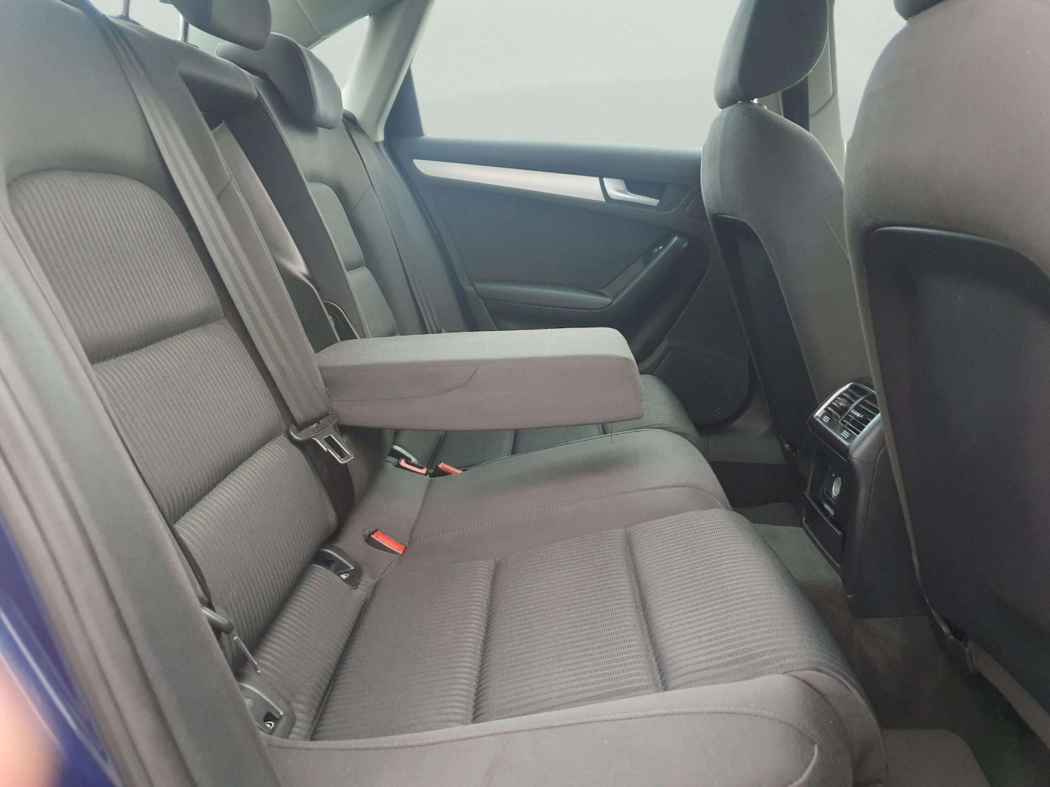 Used Audi A4 2012 for sale - 76316714: Photo 42