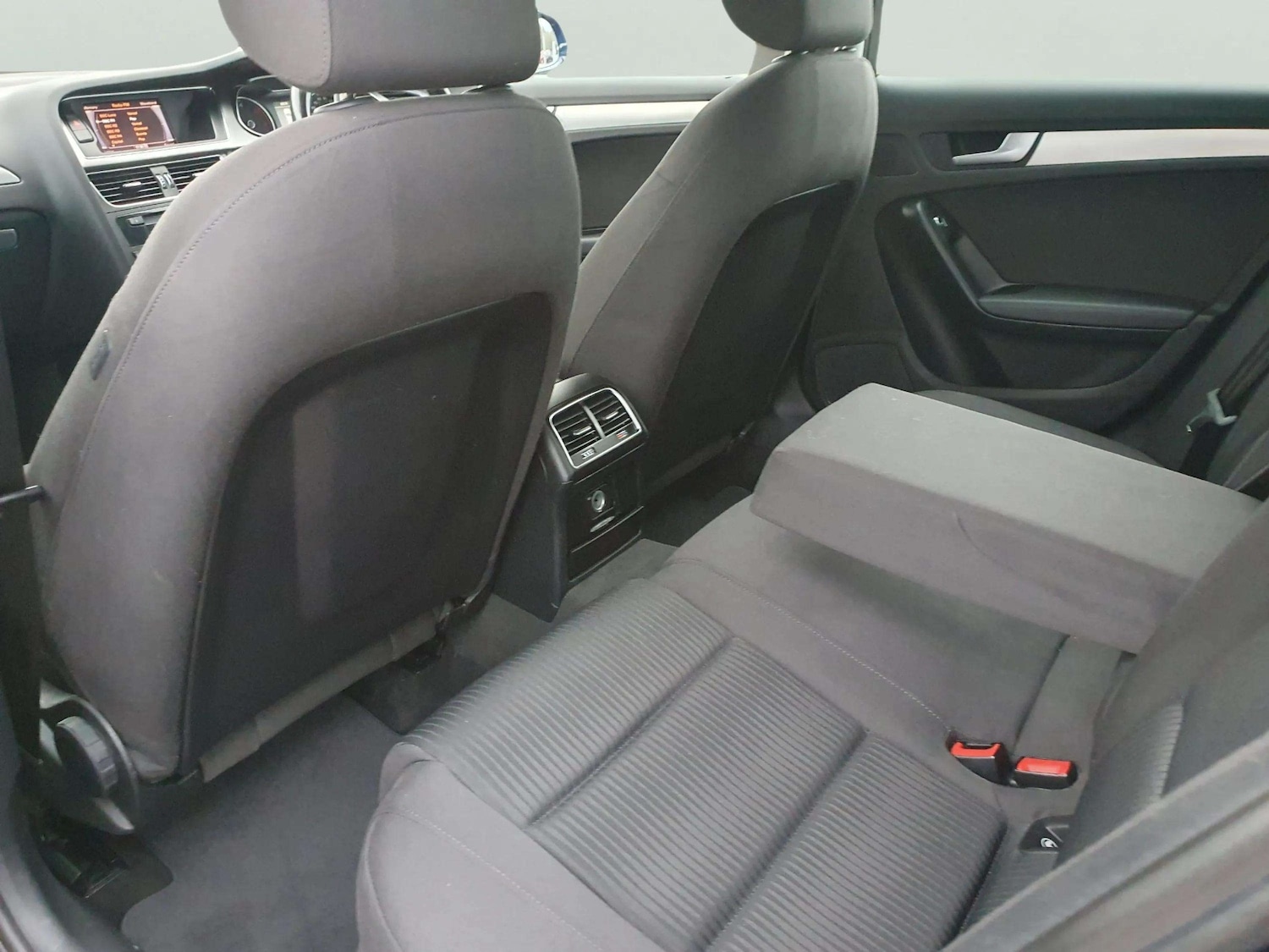Used Audi A4 2012 for sale - 76316714: Photo 45