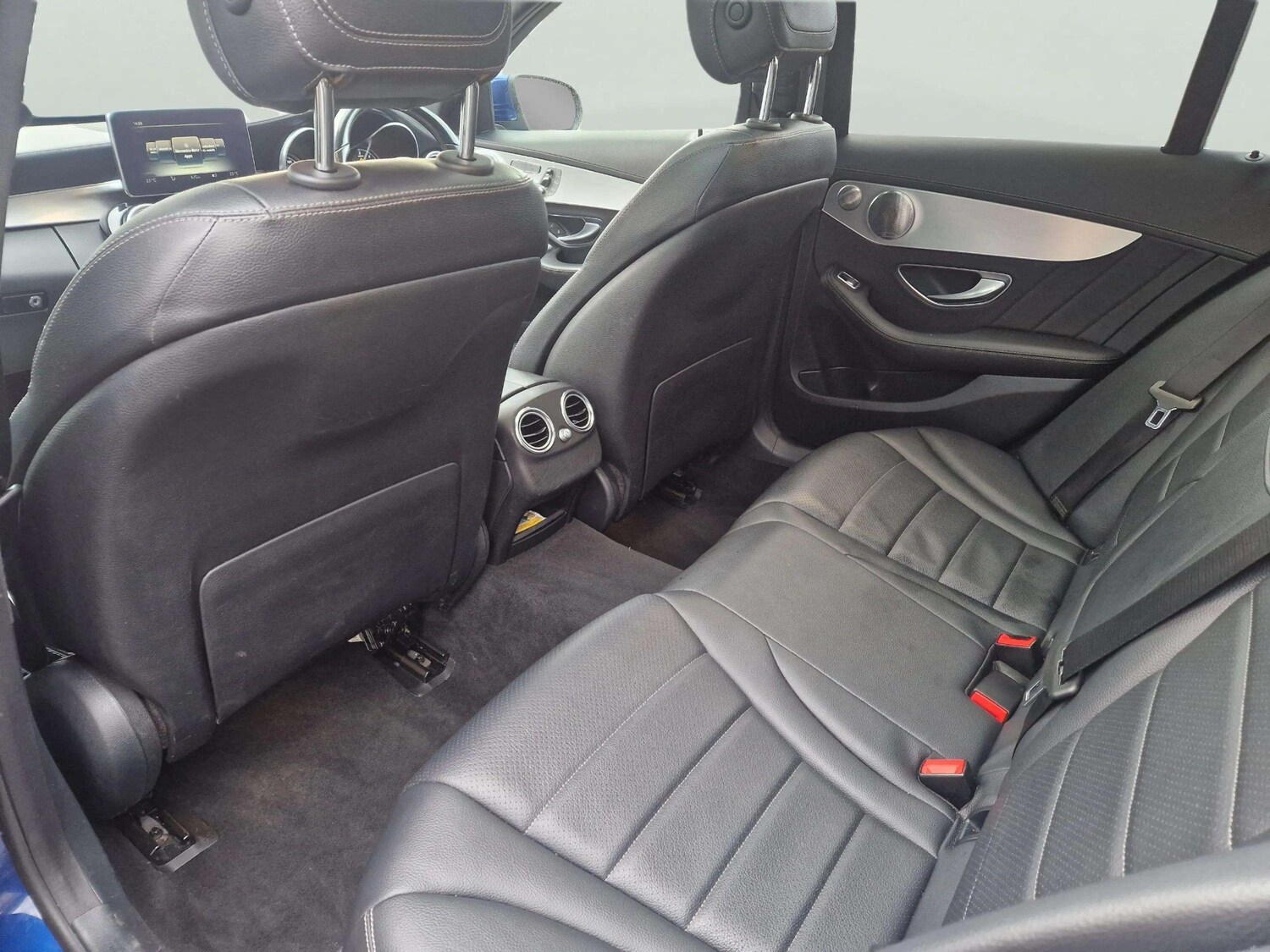 Used Mercedes-Benz C Class 2015 for sale - 77483028: Photo 31