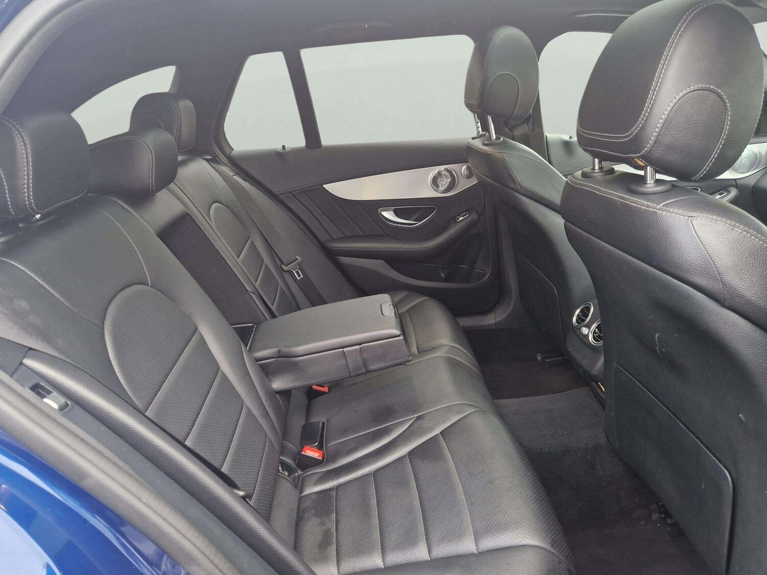 Used Mercedes-Benz C Class 2015 for sale - 77483028: Photo 36