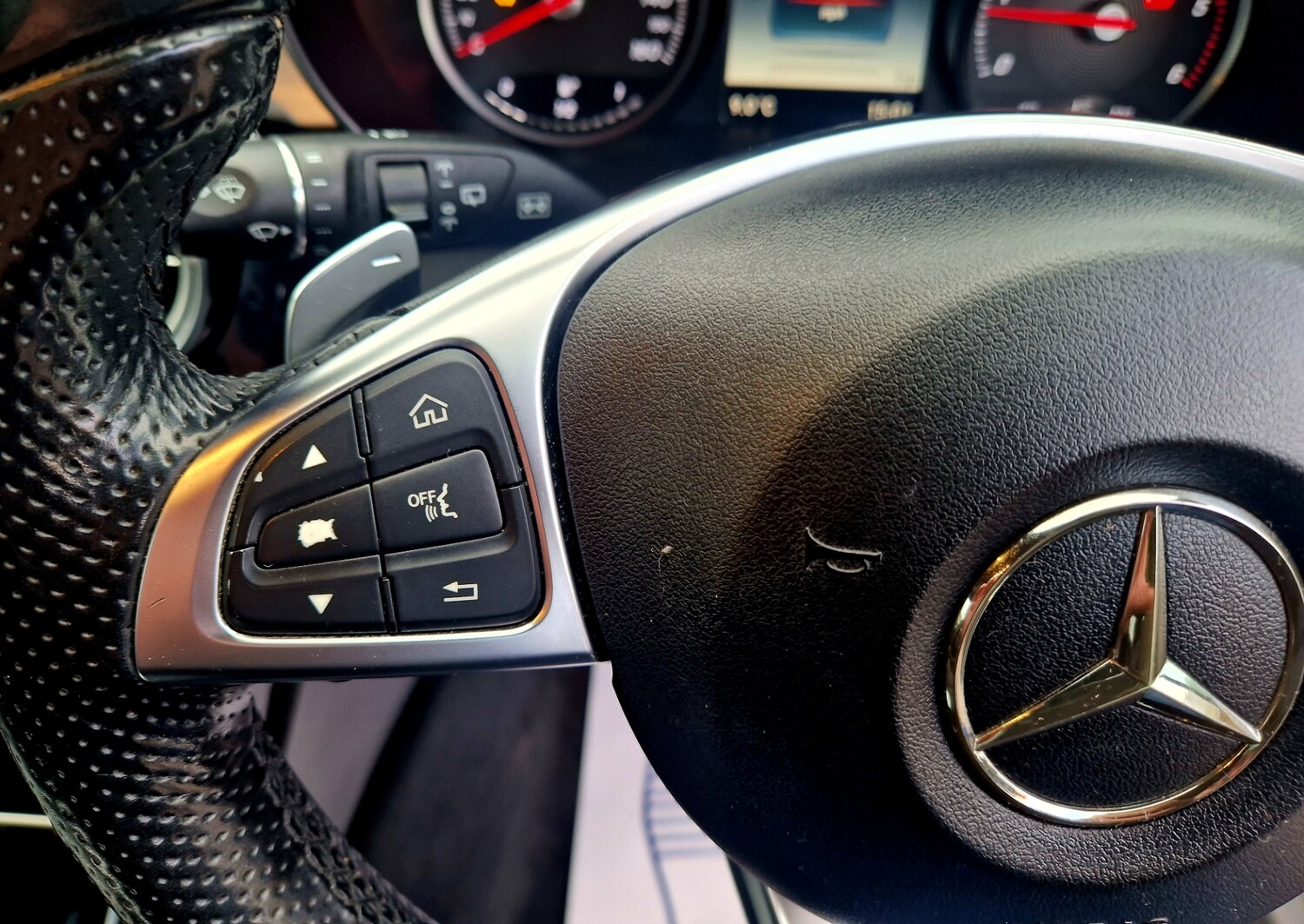 Used Mercedes-Benz C Class 2015 for sale - 77483028: Photo 45