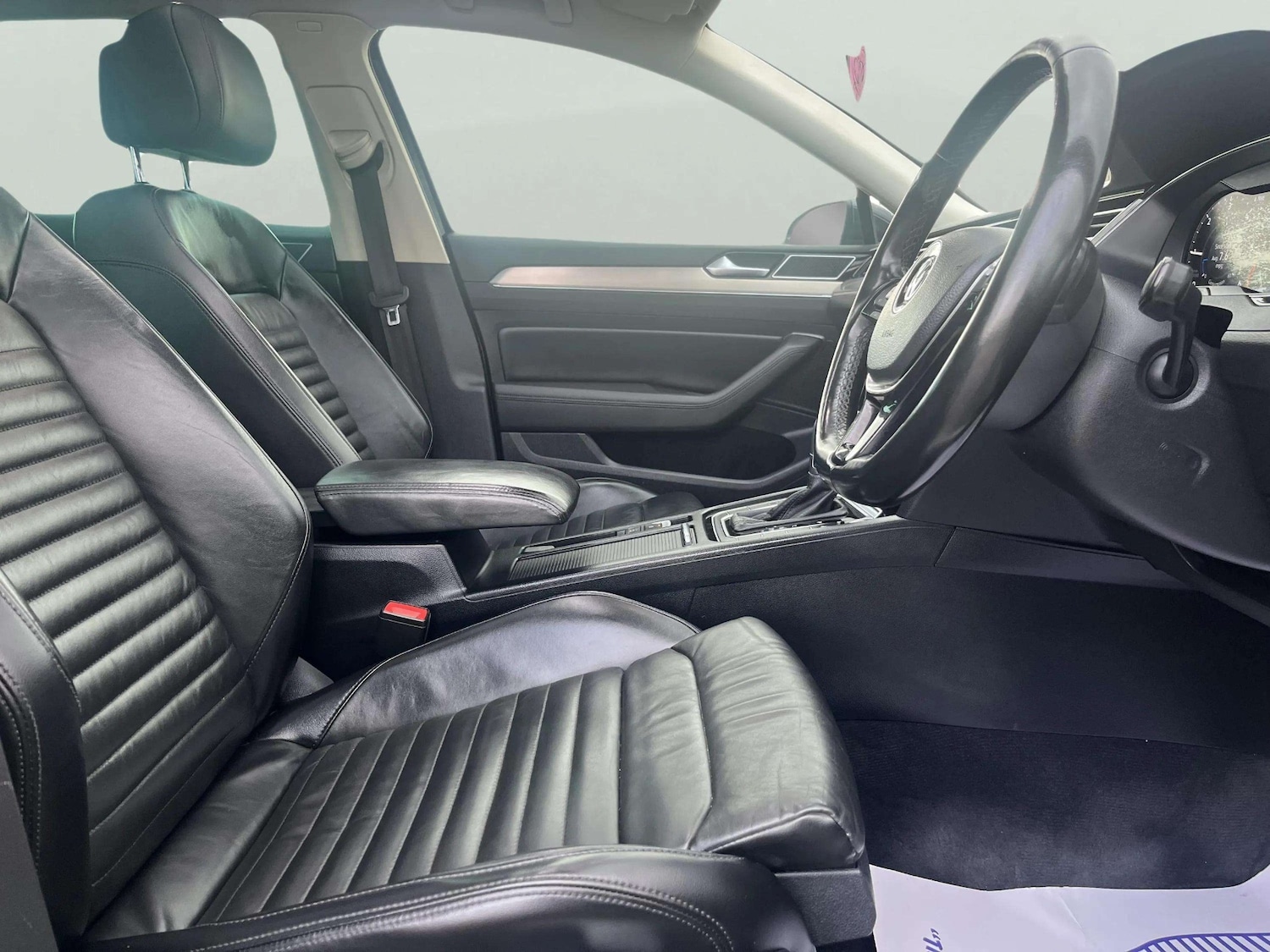 Used Volkswagen Passat 2018 for sale - 76162155: Photo 32