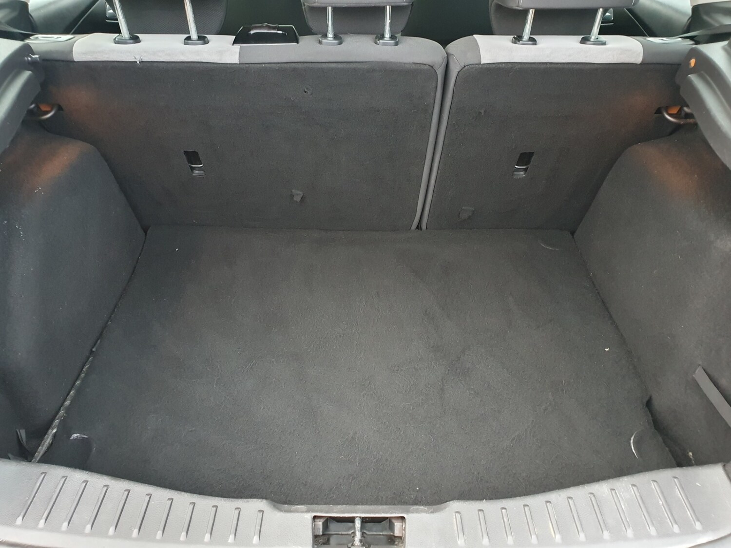 Used Ford Focus 2011 for sale - 76590074: Photo 25