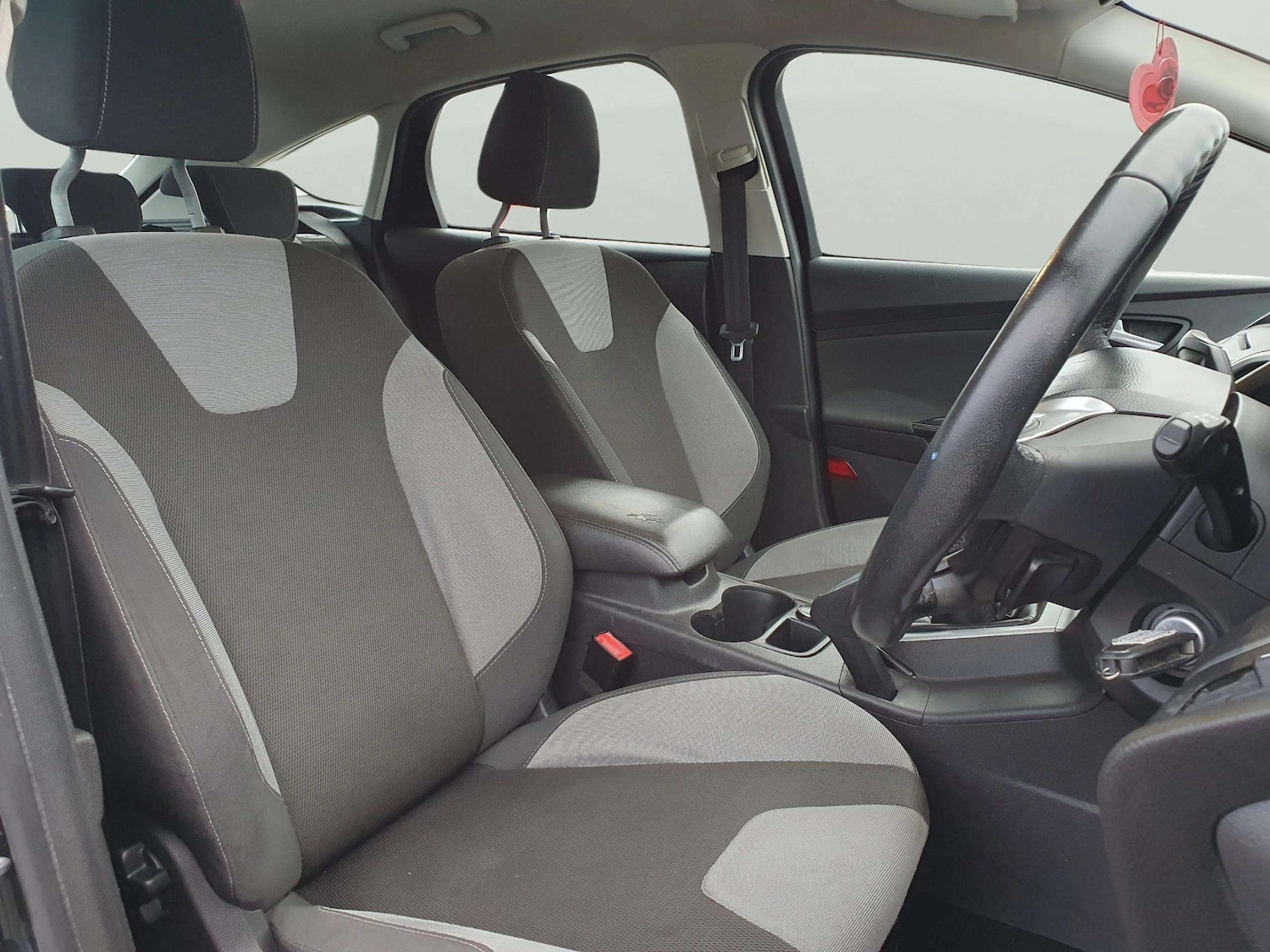 Used Ford Focus 2011 for sale - 76590074: Photo 30