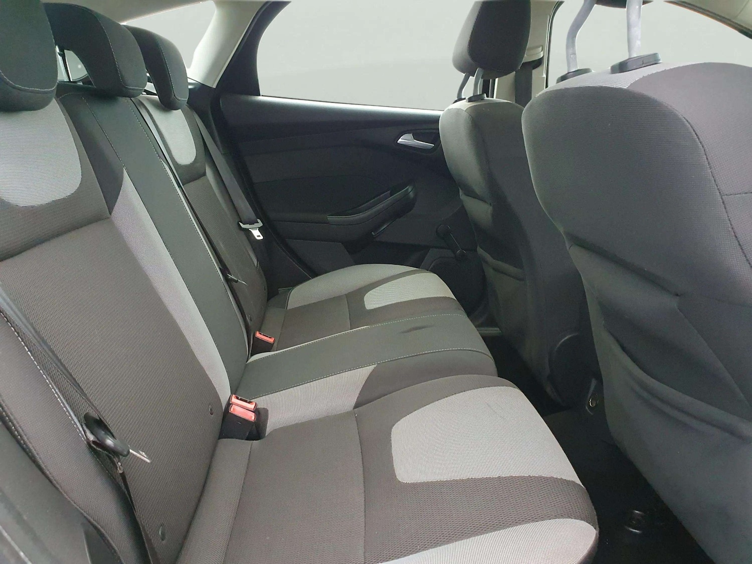 Used Ford Focus 2011 for sale - 76590074: Photo 37