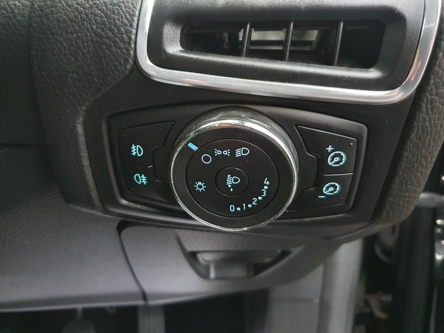 Used Ford Focus 2011 for sale - 76590074: Photo 47