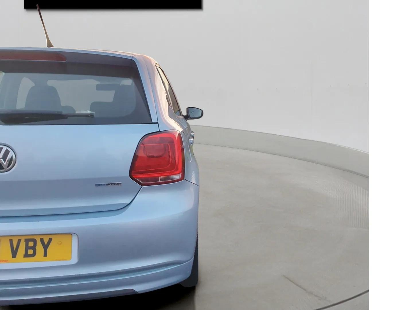 Used Volkswagen Polo 2011 for sale - 76357205: Photo 16