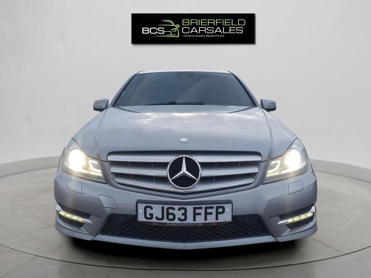 Used Mercedes-Benz C Class 2013 for sale - 77848884: Photo 3