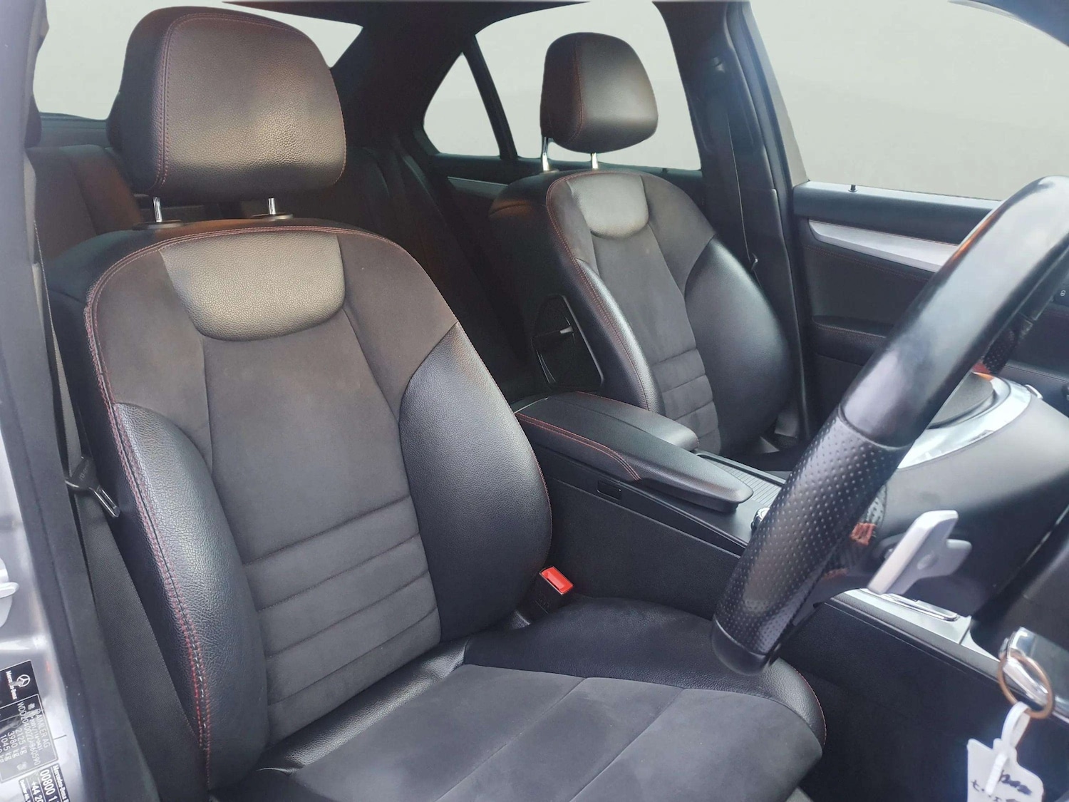 Used Mercedes-Benz C Class 2013 for sale - 77848884: Photo 32