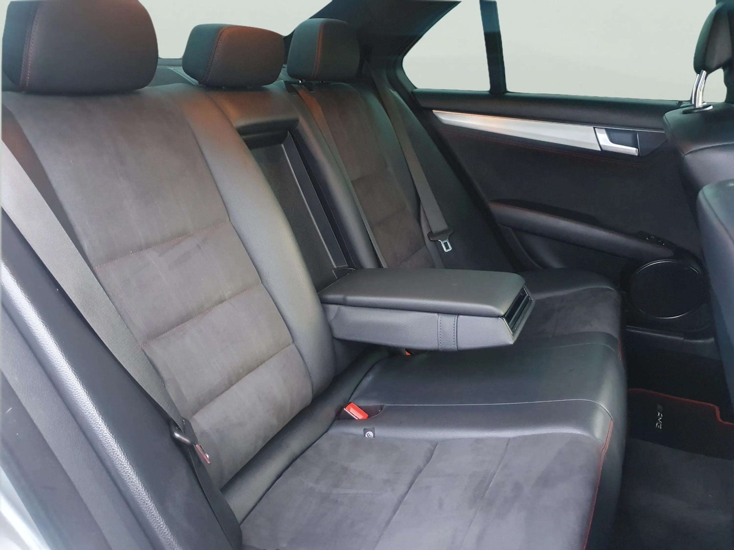 Used Mercedes-Benz C Class 2013 for sale - 77848884: Photo 42