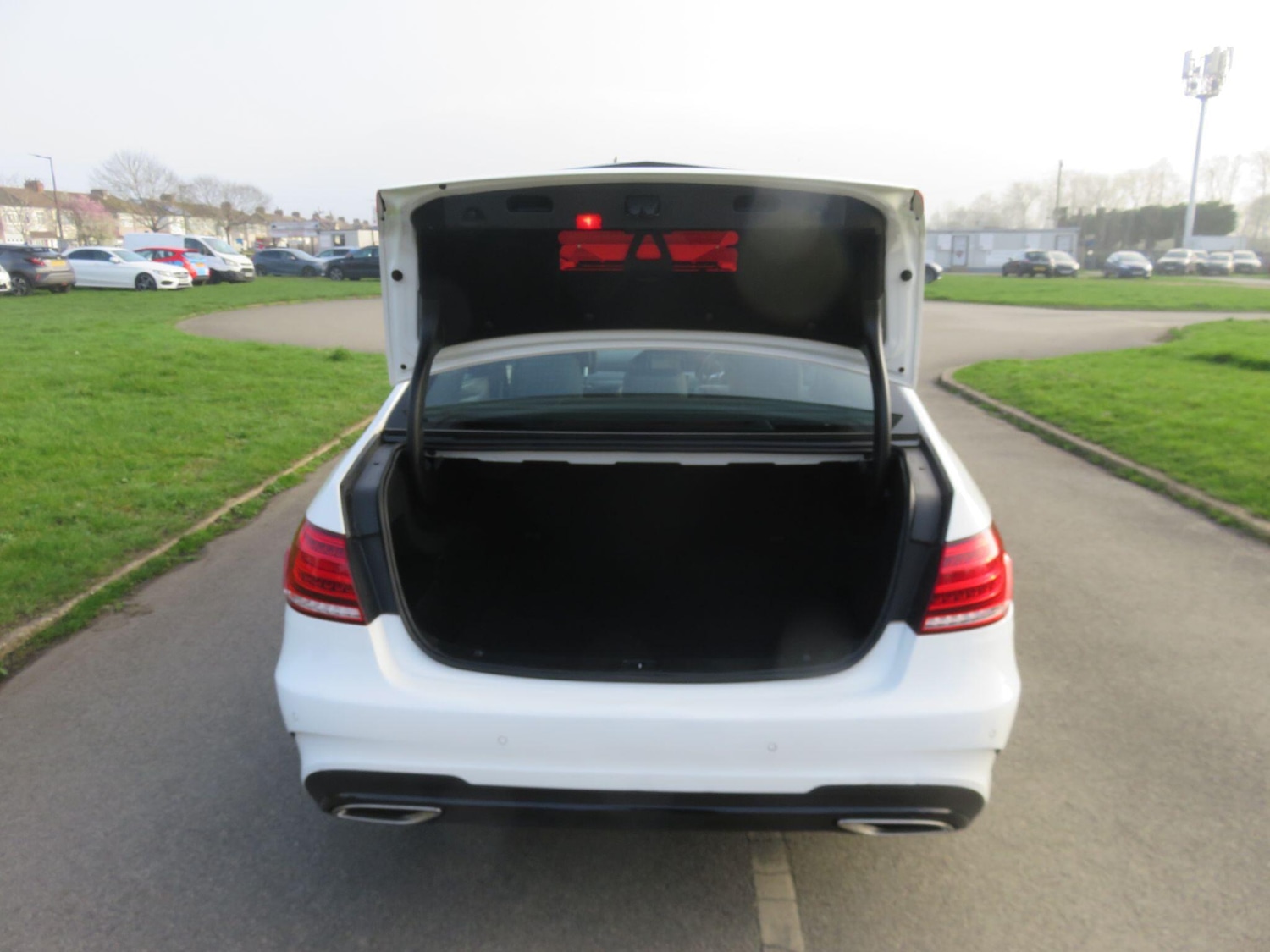 Used Mercedes-Benz E Class for sale - 77752901: Photo 18