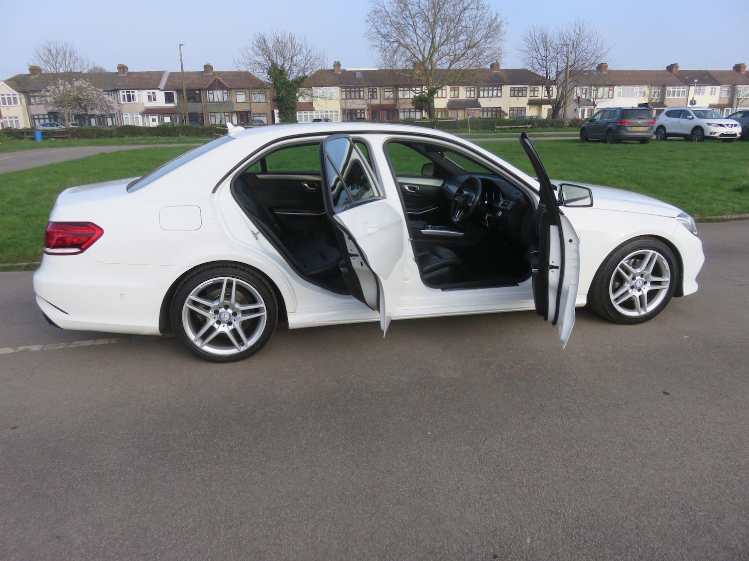 Used Mercedes-Benz E Class for sale - 77752901: Photo 19