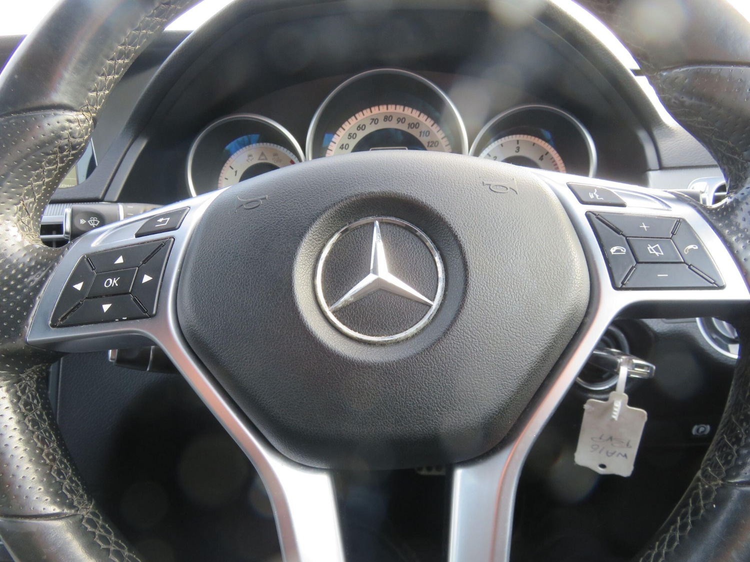 Used Mercedes-Benz E Class for sale - 77752901: Photo 23