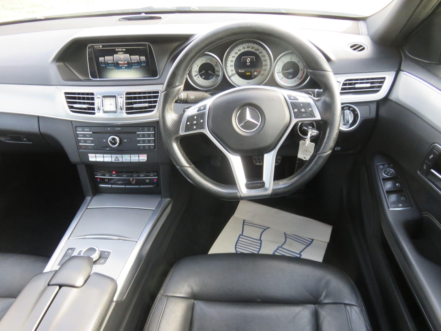Used Mercedes-Benz E Class for sale - 77752901: Photo 24