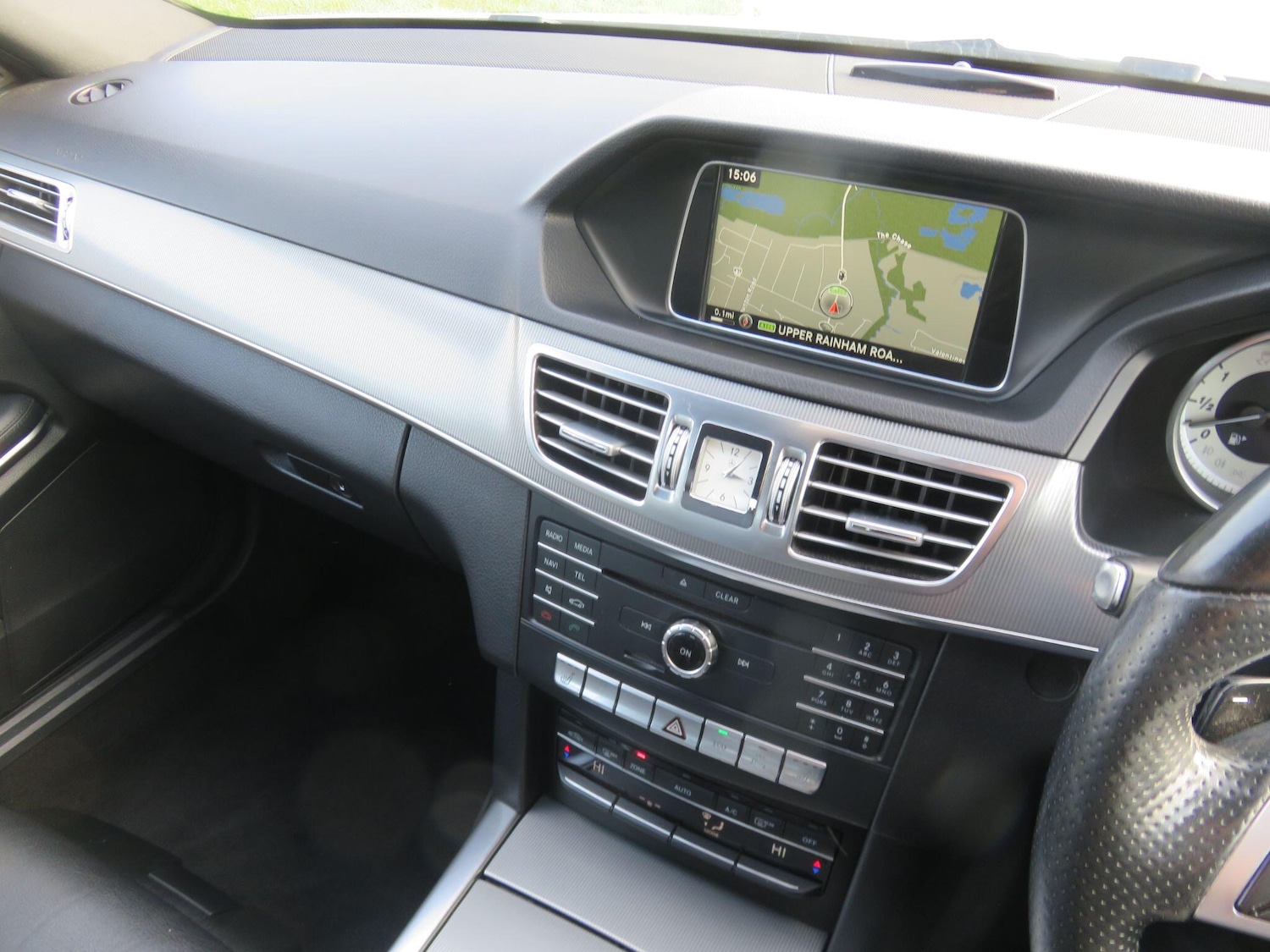 Used Mercedes-Benz E Class for sale - 77752901: Photo 27