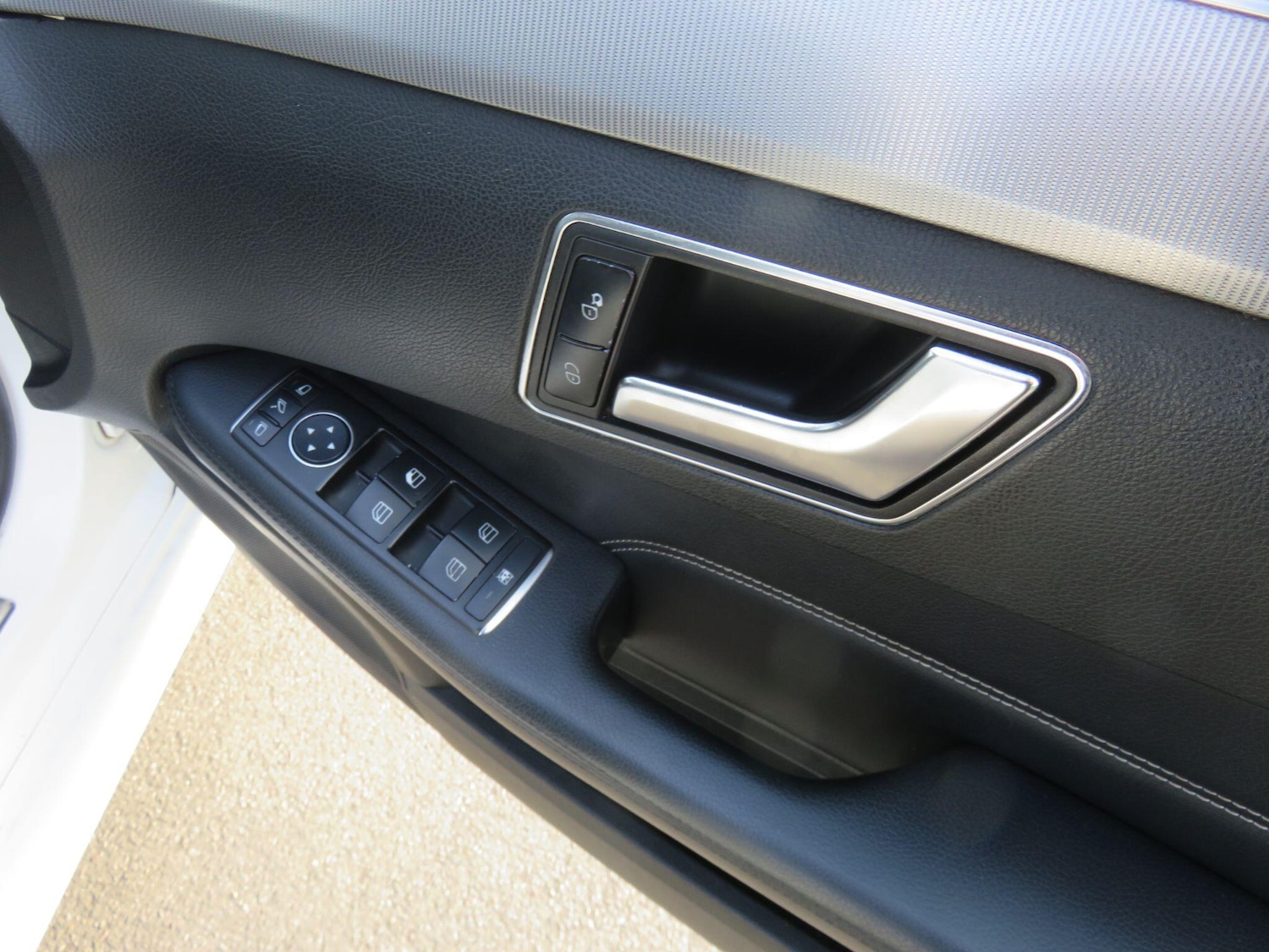 Used Mercedes-Benz E Class for sale - 77752901: Photo 33