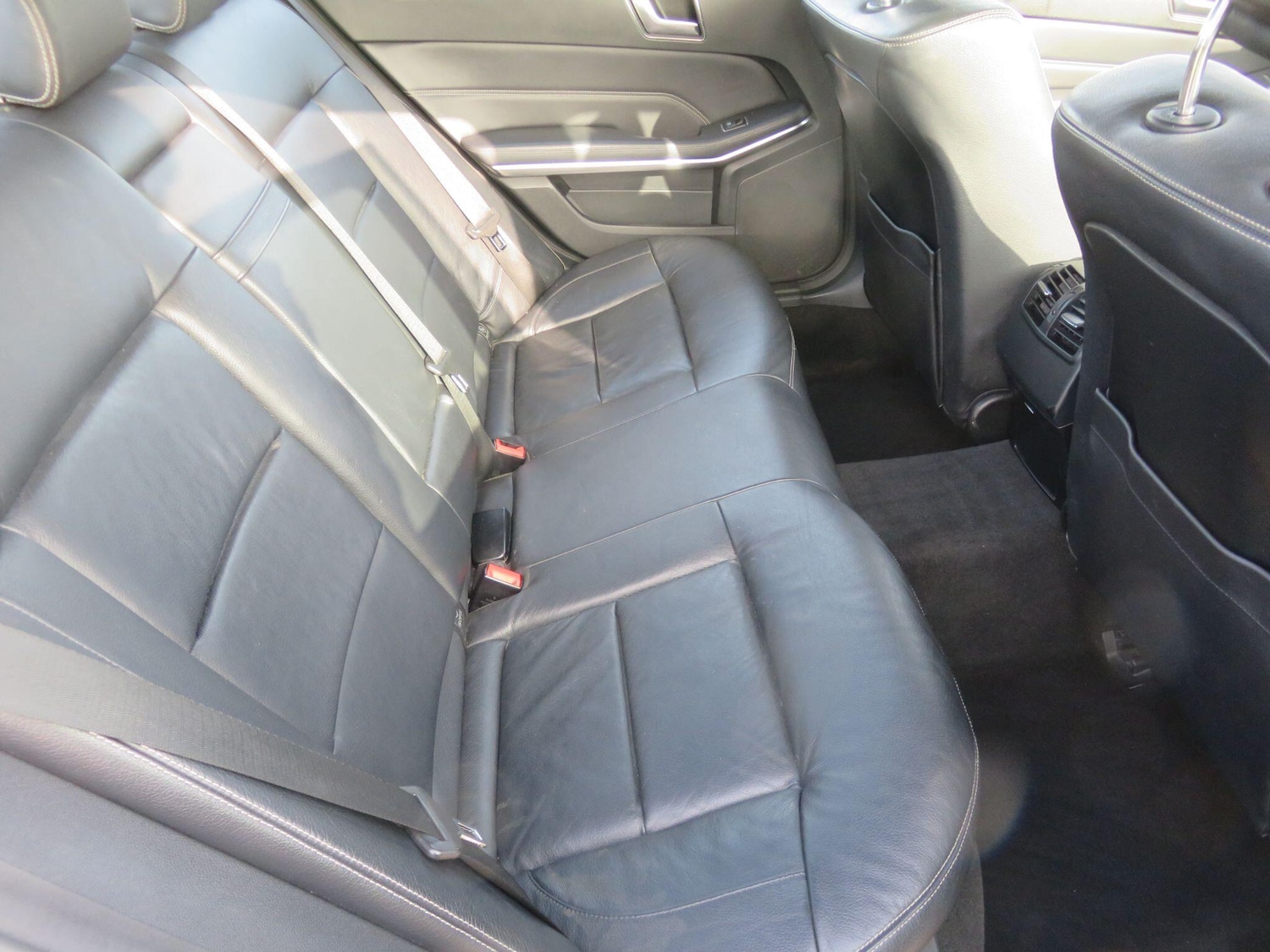 Used Mercedes-Benz E Class for sale - 77752901: Photo 40