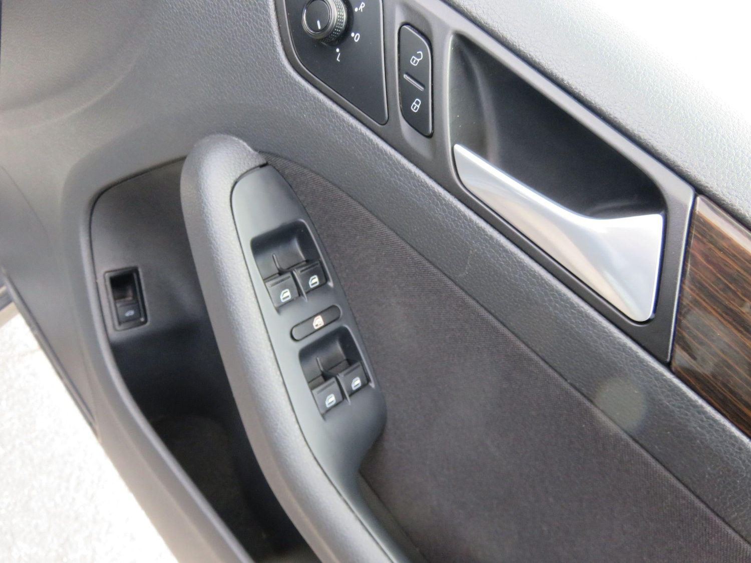 Used Volkswagen Jetta 2015 for sale - 76644738: Photo 27