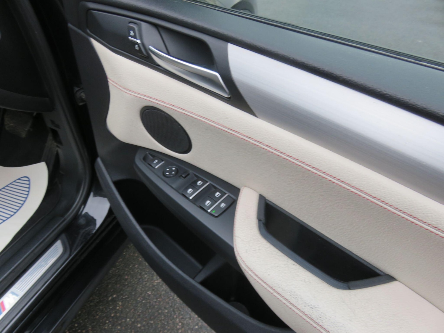 Used BMW X4 2015 for sale - 77238519: Photo 40