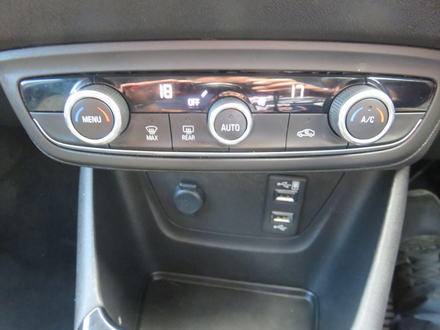 Used Vauxhall Crossland X 2018 for sale - 77279542: Photo 23