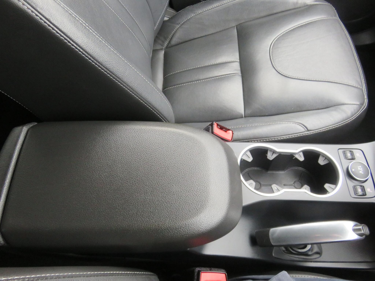 Used Ford Kuga 2016 for sale - 77611570: Photo 48