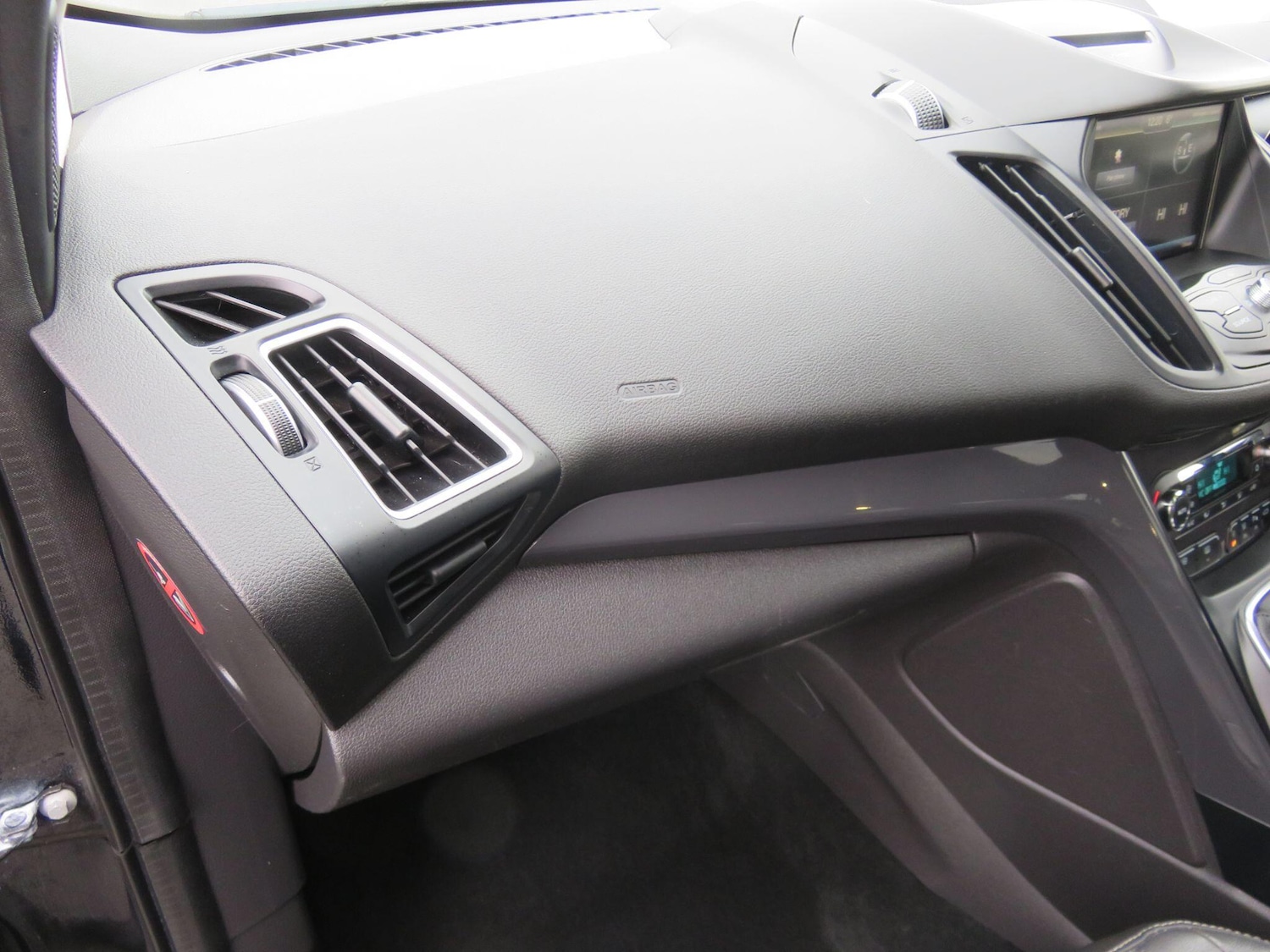 Used Ford Kuga 2016 for sale - 77611570: Photo 53