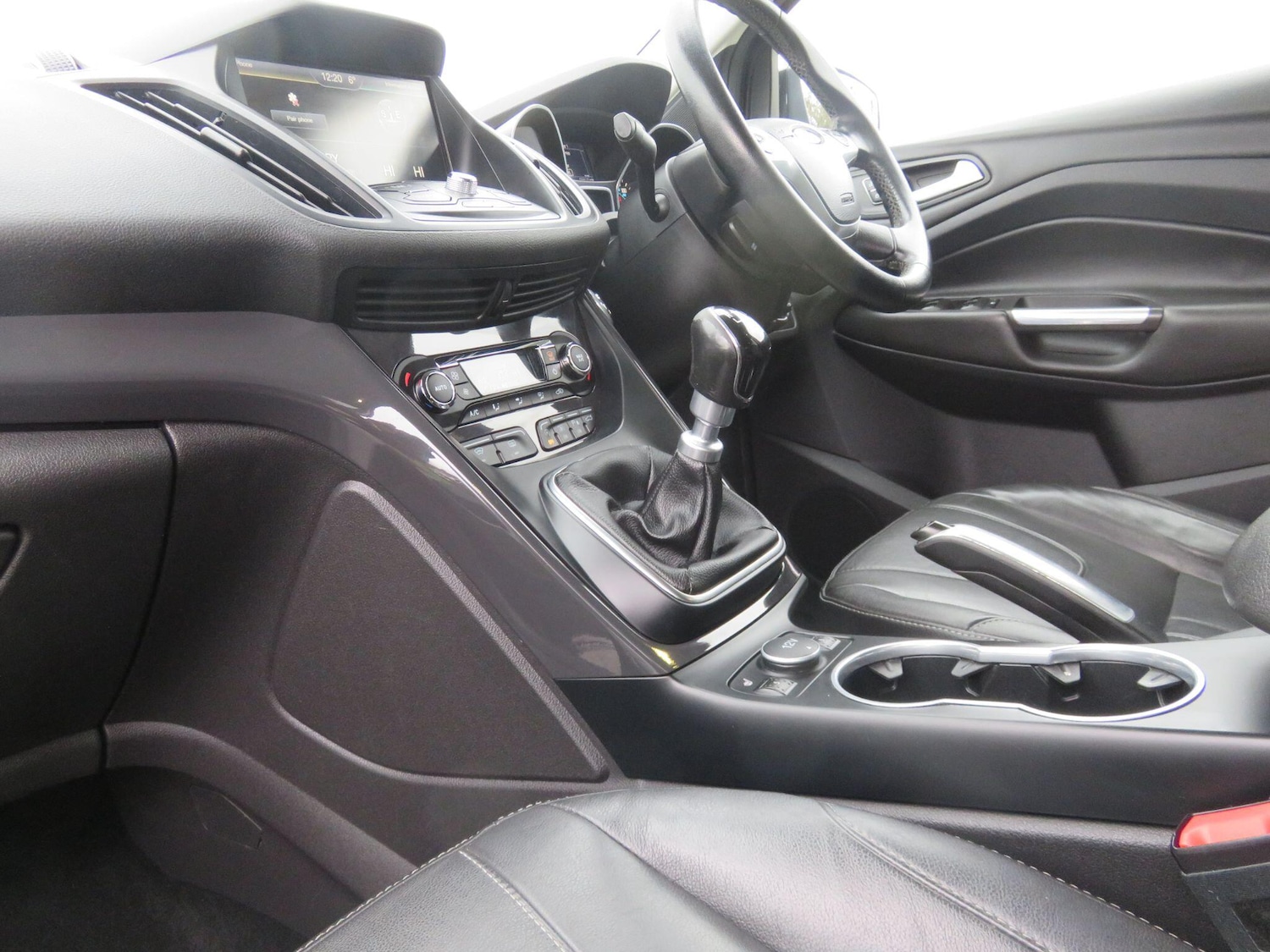 Used Ford Kuga 2016 for sale - 77611570: Photo 54