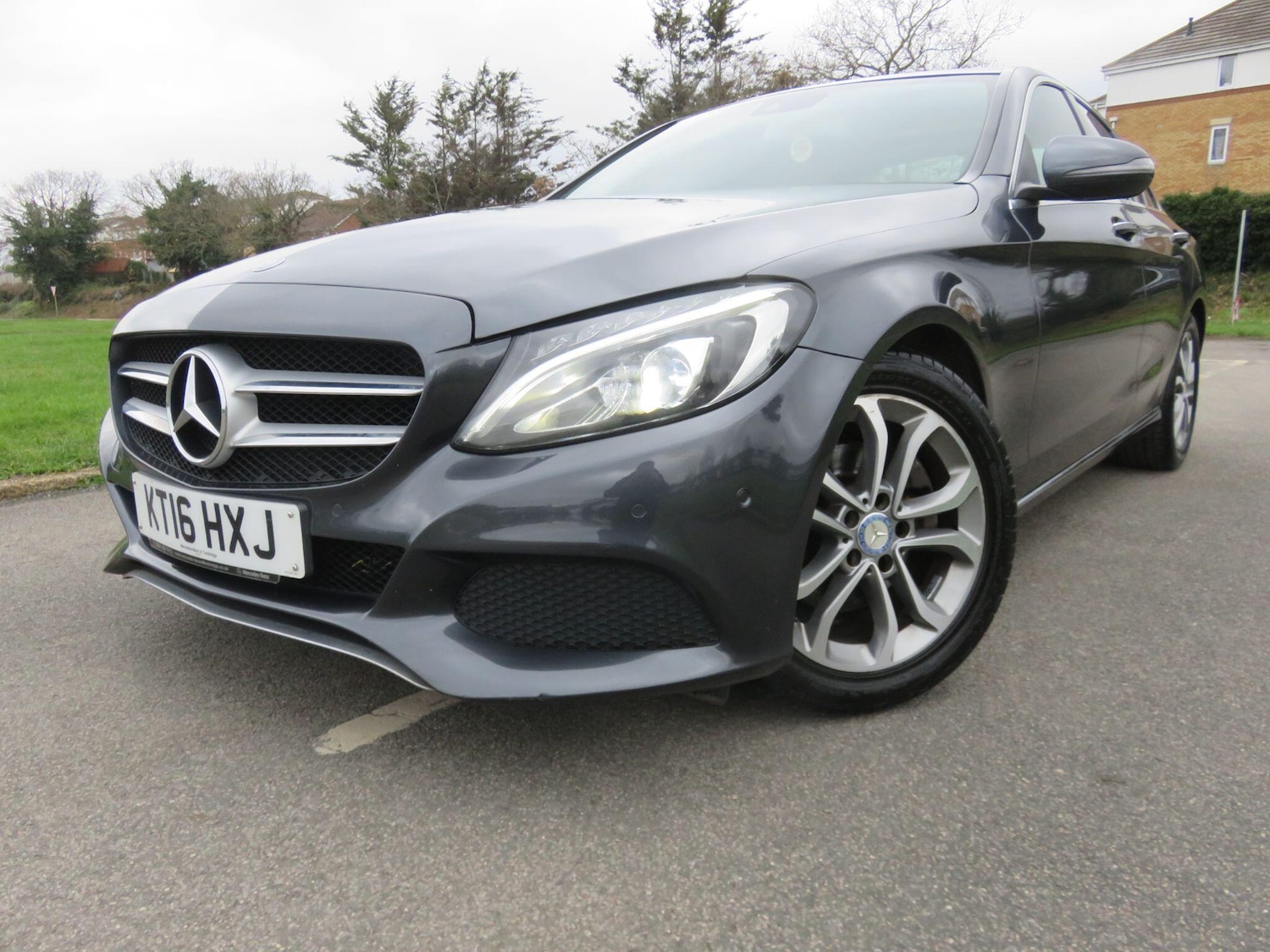 Used Mercedes-Benz C Class 2016 for sale - 77074286: Photo 2