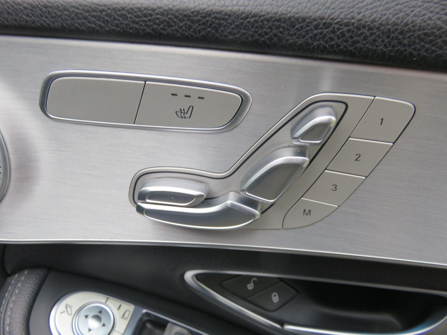 Used Mercedes-Benz C Class 2016 for sale - 77074286: Photo 38