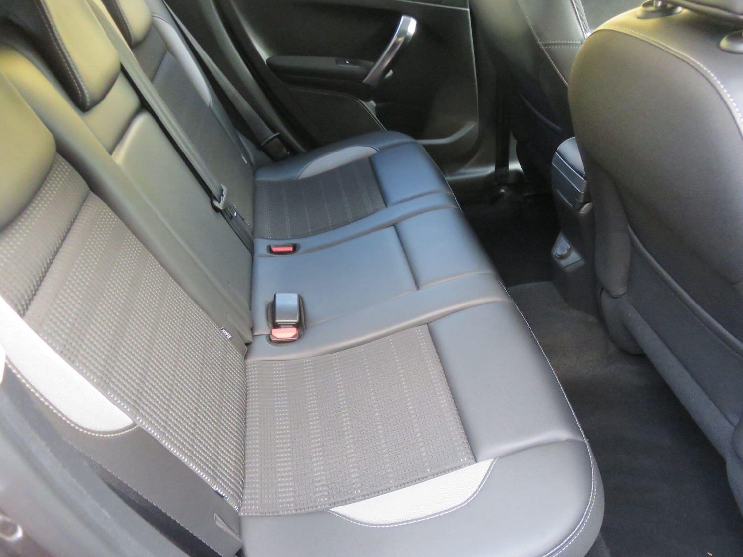 Used Peugeot 2008 2016 for sale - 77202893: Photo 41