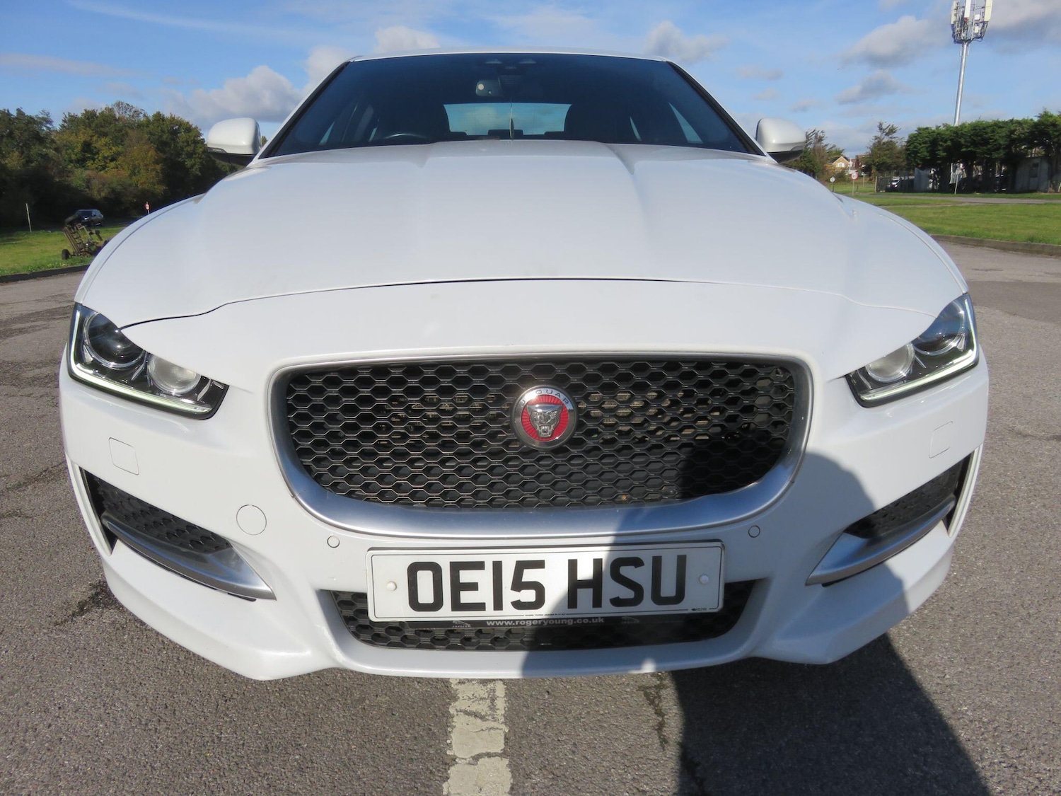 Used Jaguar XE 2015 for sale - 76381343: Photo 6