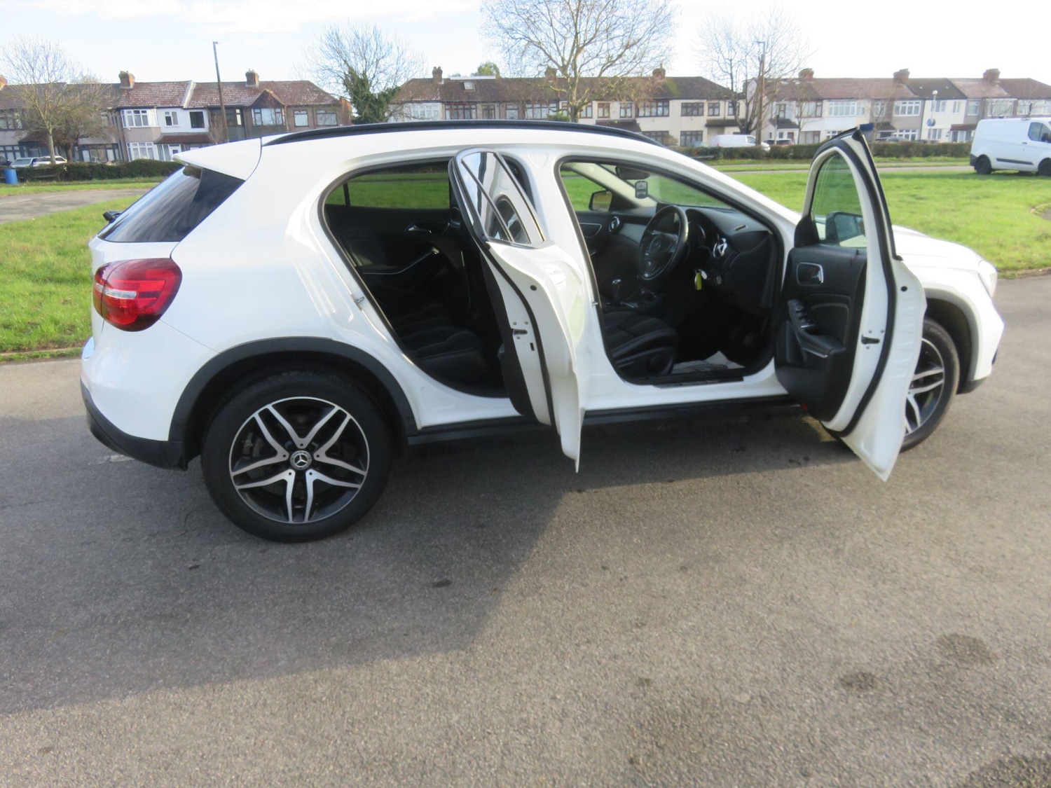 Used Mercedes-Benz GLA 2018 for sale - 77237587: Photo 19