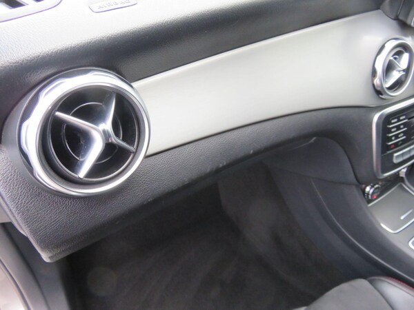 Used Mercedes-Benz GLA 2018 for sale - 76337525: Photo 40