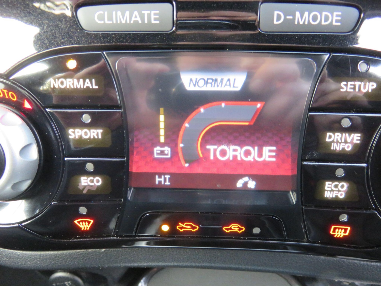 Used Nissan Juke 2016 for sale - 77291830: Photo 29