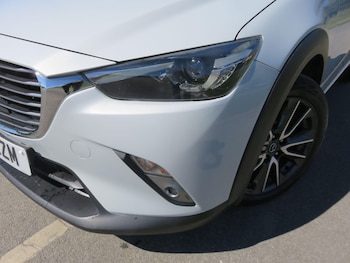 Used Mazda CX-3 2015 for sale - 79621807: Photo