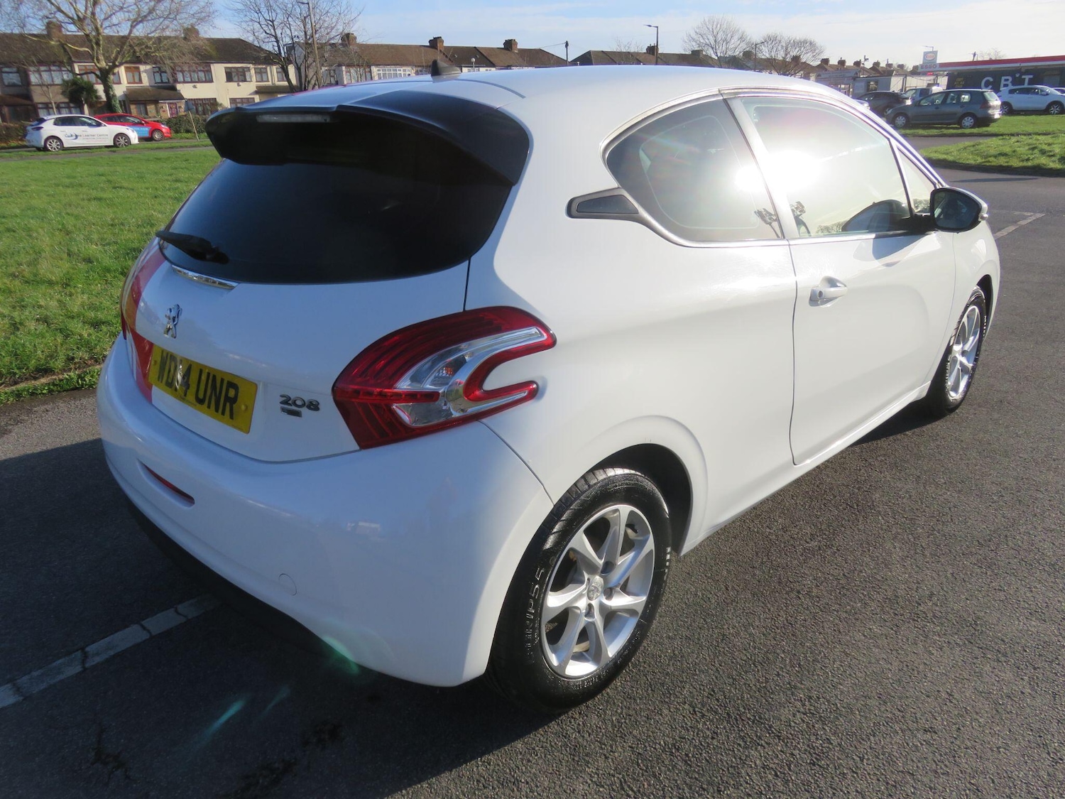 Used Peugeot 208 2014 for sale - 77131501: Photo 12