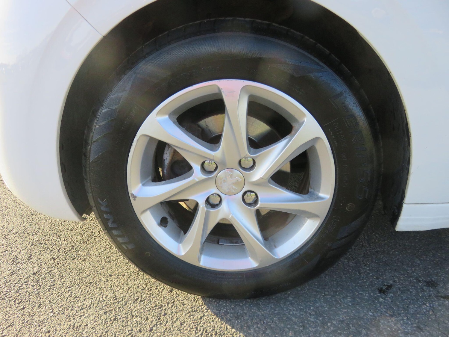 Used Peugeot 208 2014 for sale - 77131501: Photo 16