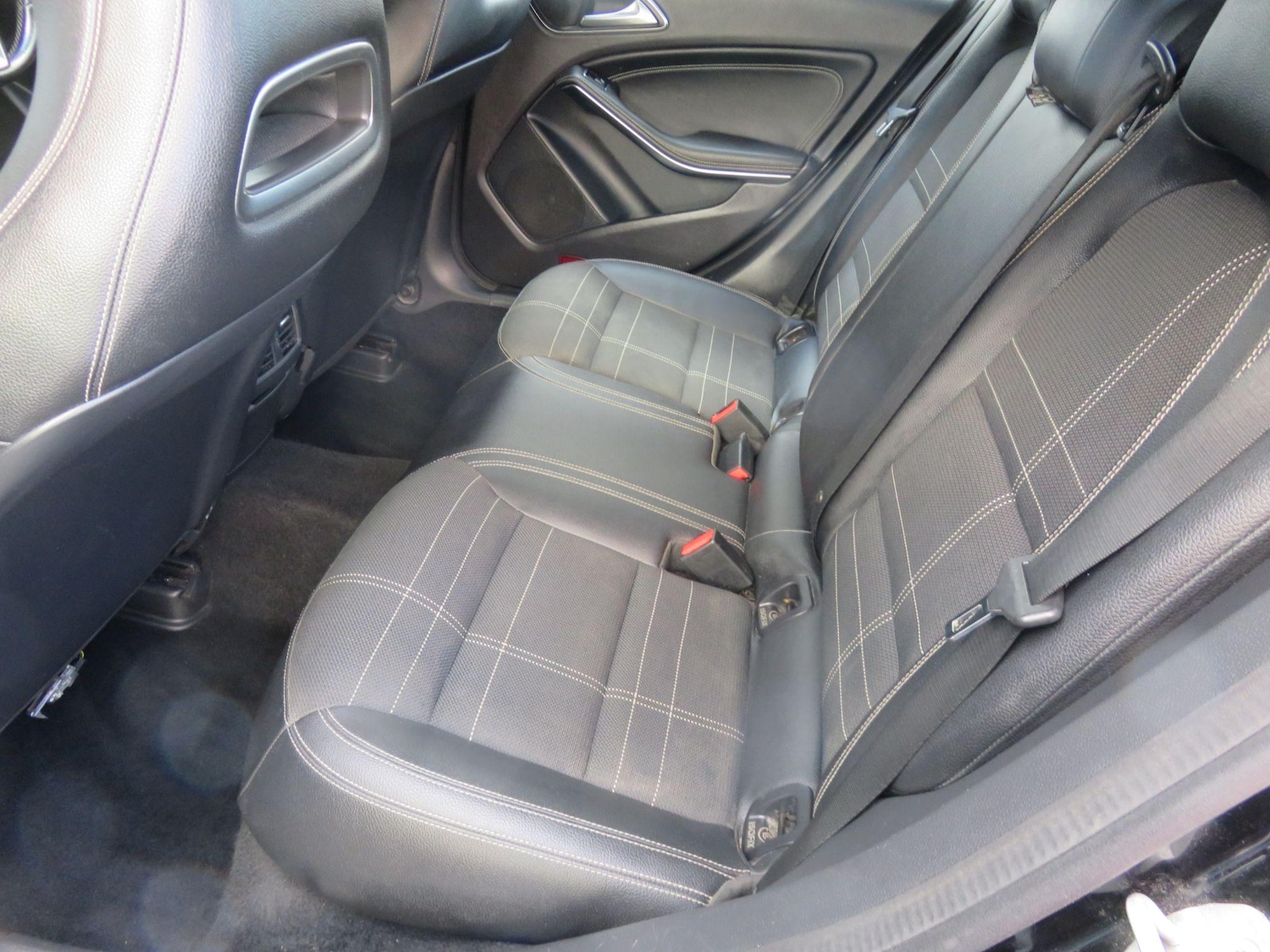 Used Mercedes-Benz CLA 2013 for sale - 77001047: Photo 31